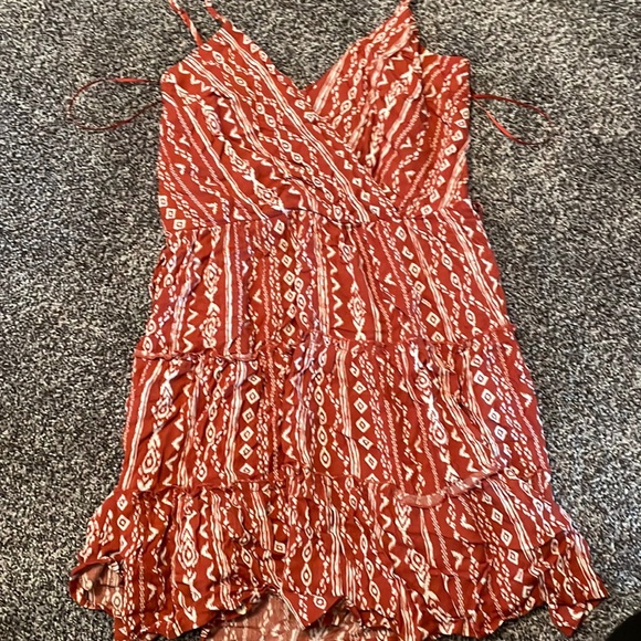 Dress - Picture 1 of 3